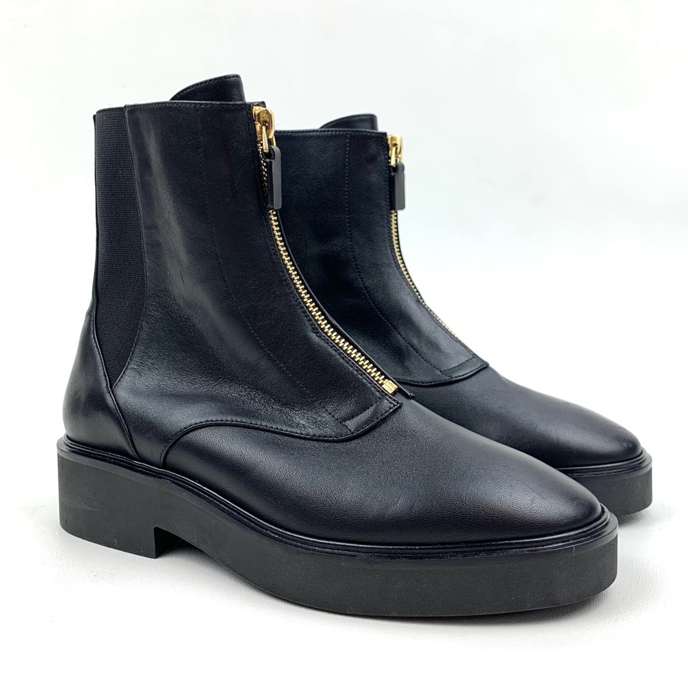 Stuart Weitzman Boots Black Leather Zip Front Ankle Bootie Low Heel Size 36.5 6 - Picture 1 of 10